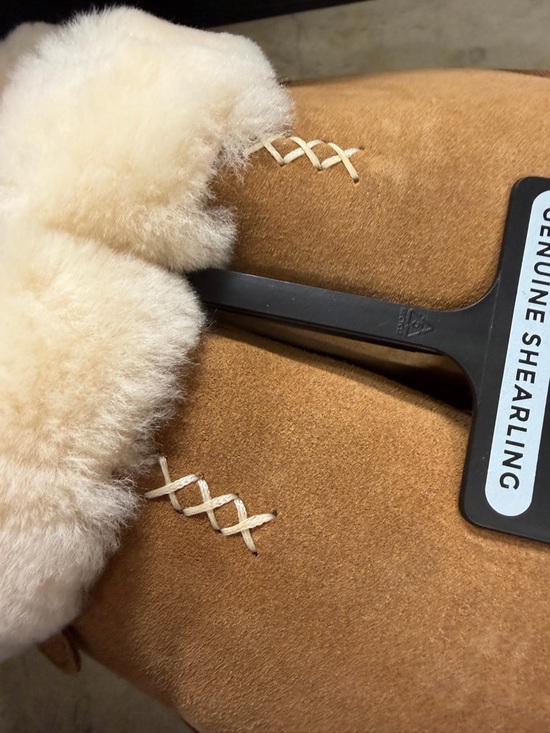 Fireside by Dearfoams Adelaide Genuine Shearling Clog Slipper Size 9 - Picture 6 of 9